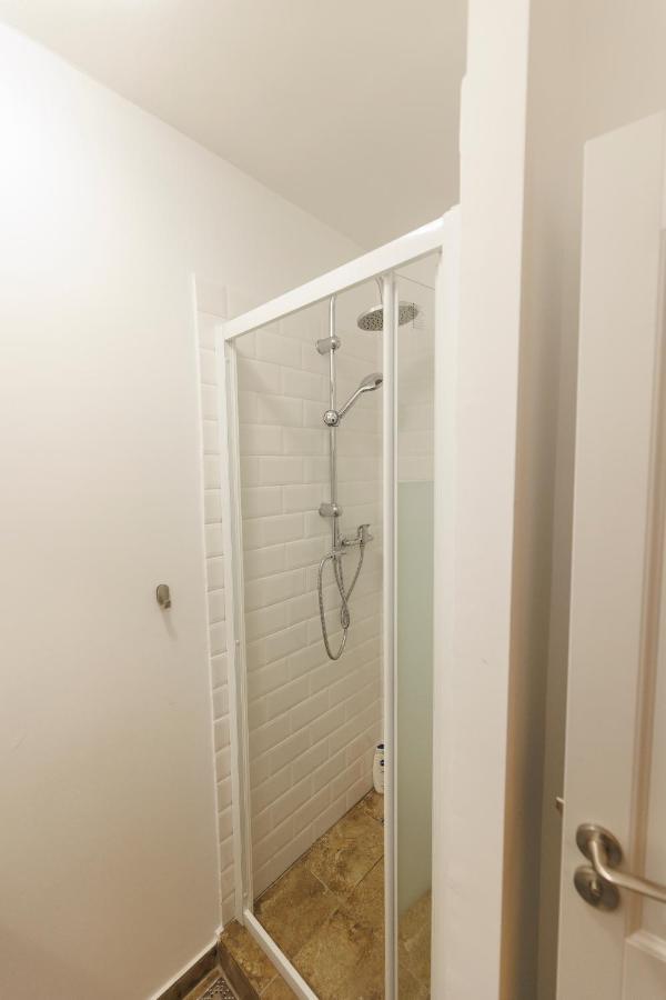 Spacious Flat In Old Town Wi-Fi 蒂米什瓦拉 外观 照片